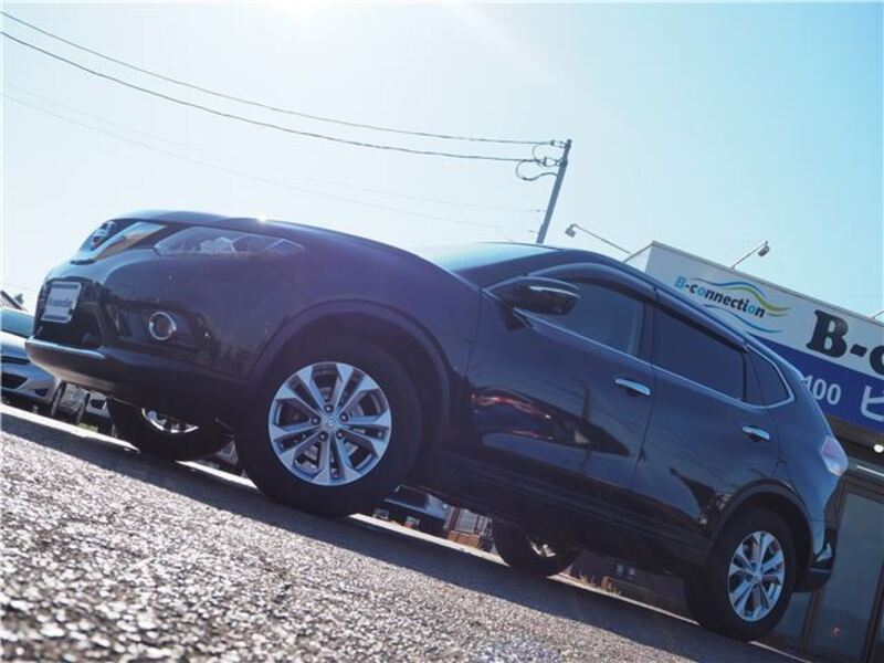 X-TRAIL