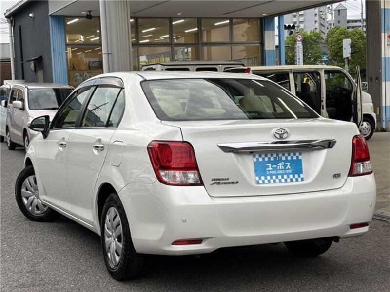 COROLLA AXIO