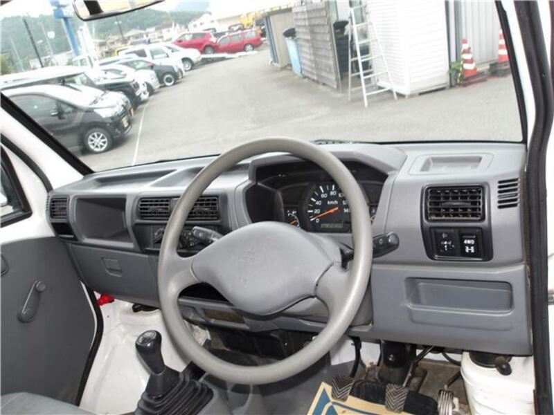 MINICAB TRUCK