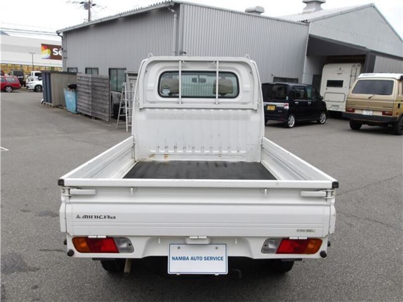 MINICAB TRUCK