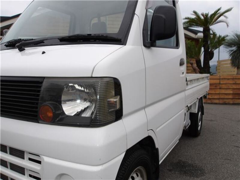 MINICAB TRUCK