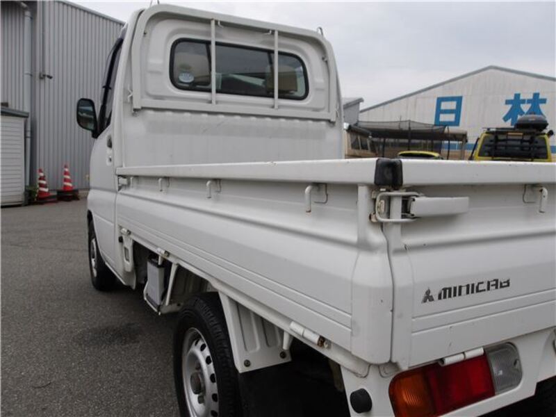 MINICAB TRUCK