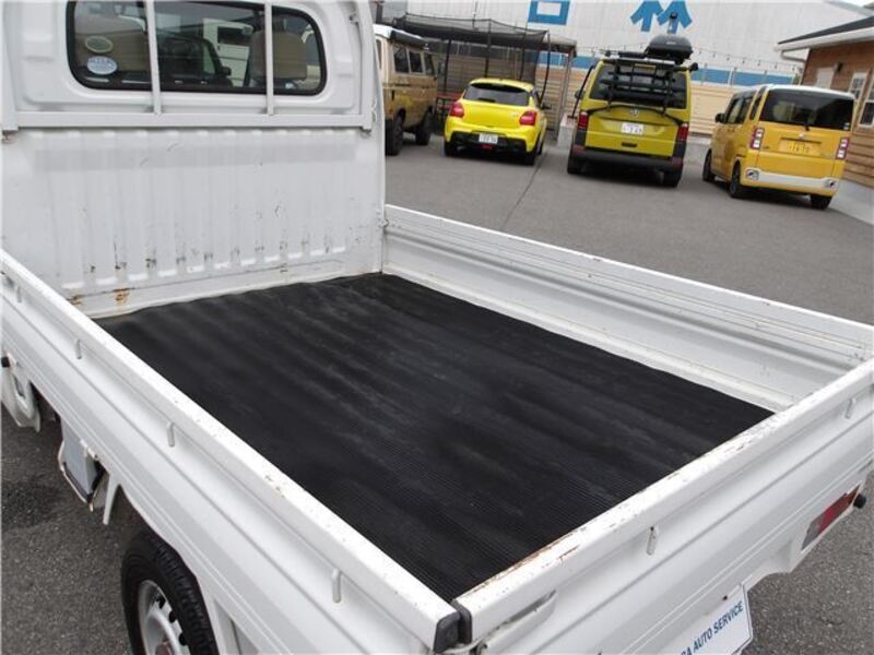MINICAB TRUCK