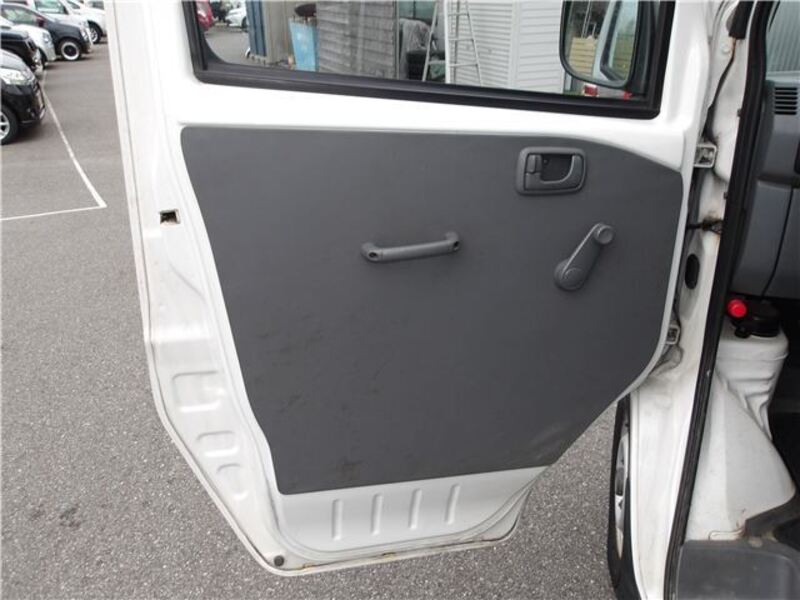 MINICAB TRUCK