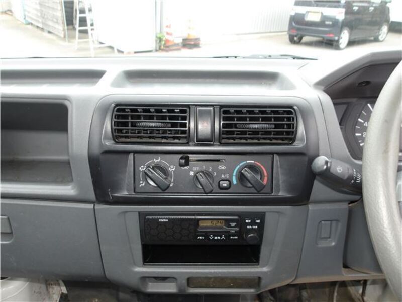 MINICAB TRUCK