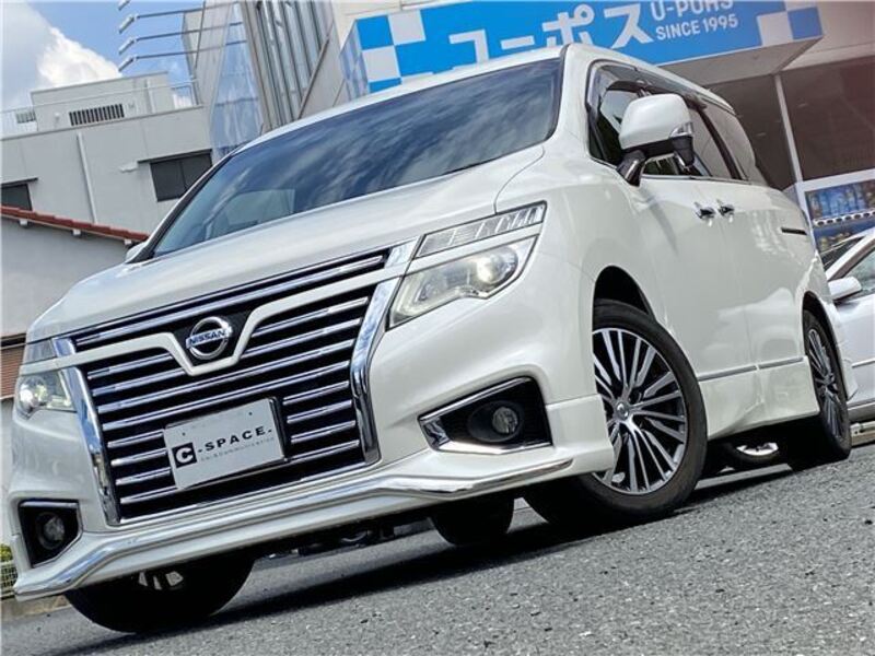 NISSAN ELGRAND