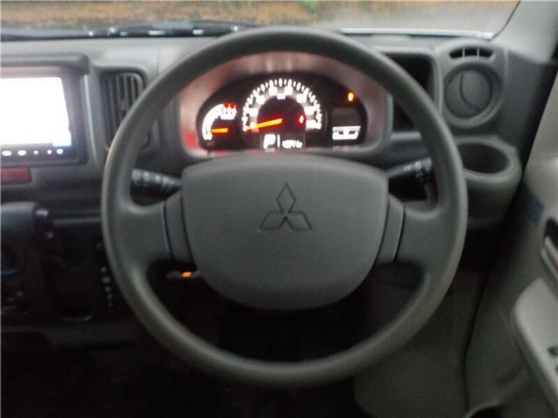 MINICAB VAN
