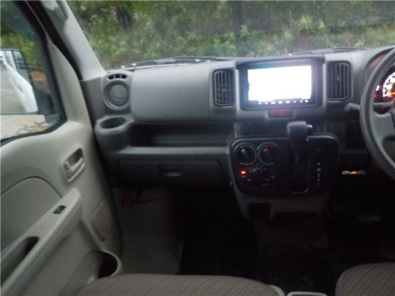 MINICAB VAN