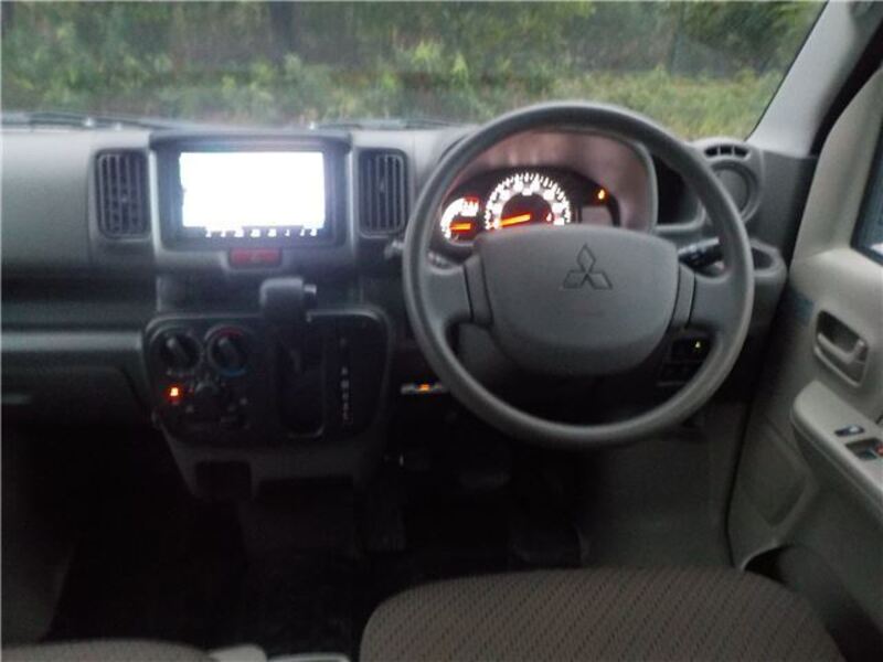 MINICAB VAN