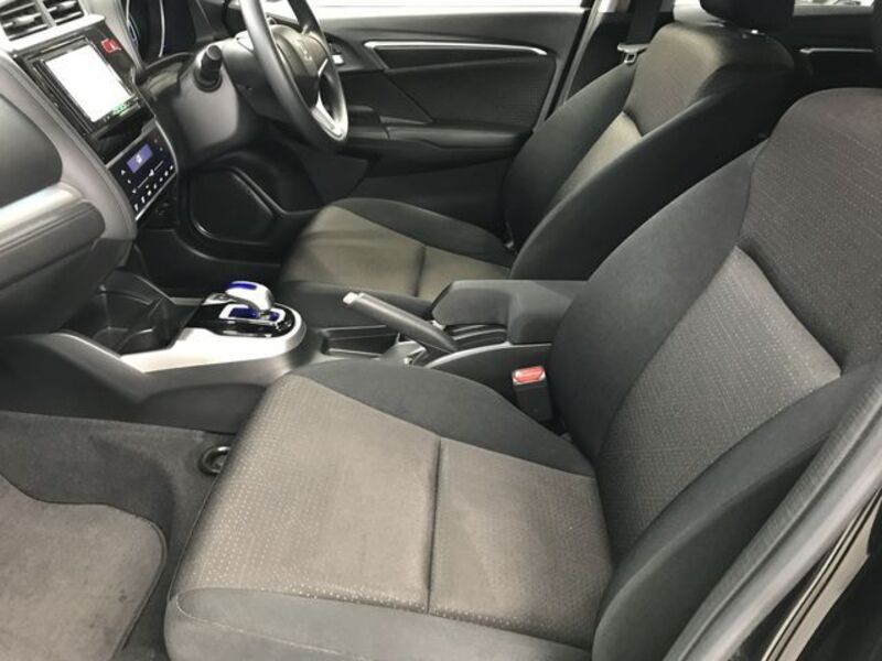FIT HYBRID