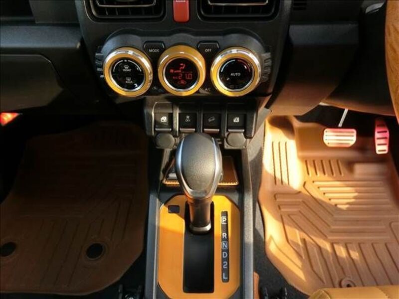 JIMNY SIERRA