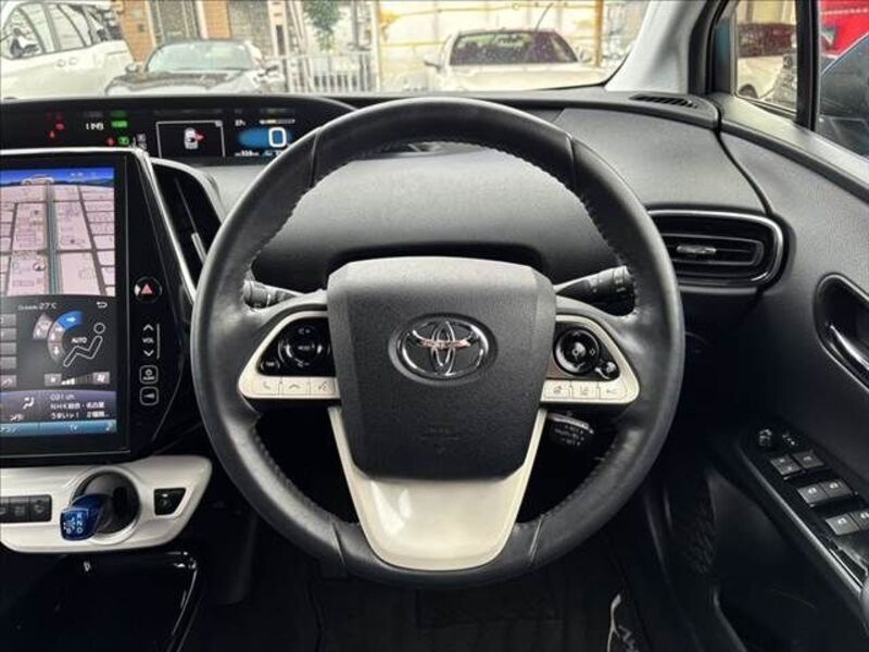 PRIUS PHV