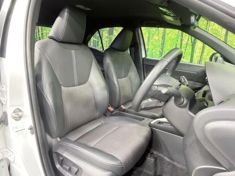 YARIS CROSS