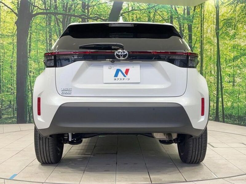 YARIS CROSS