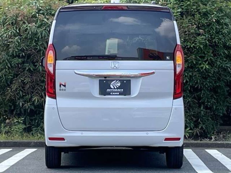 N BOX