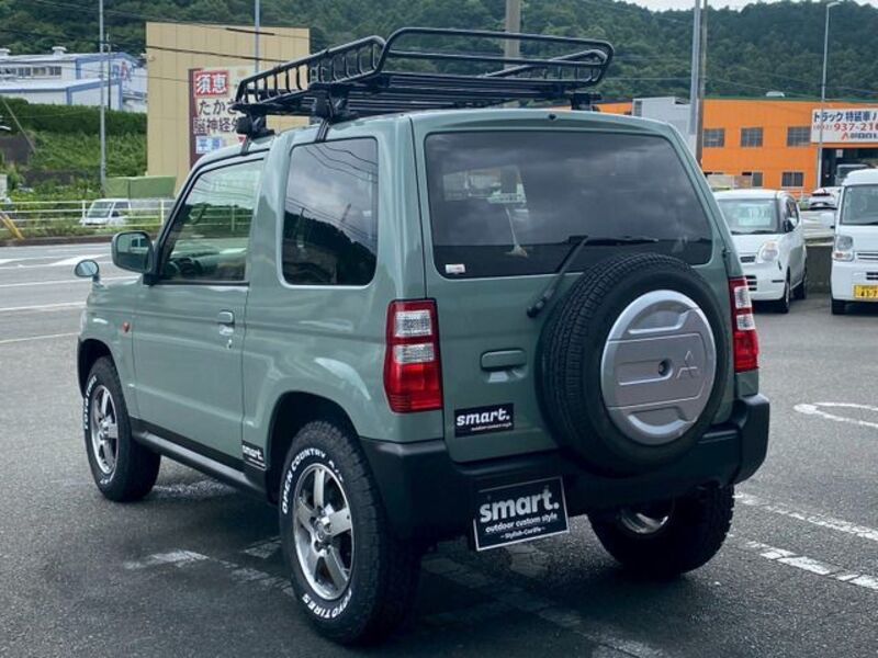 PAJERO MINI