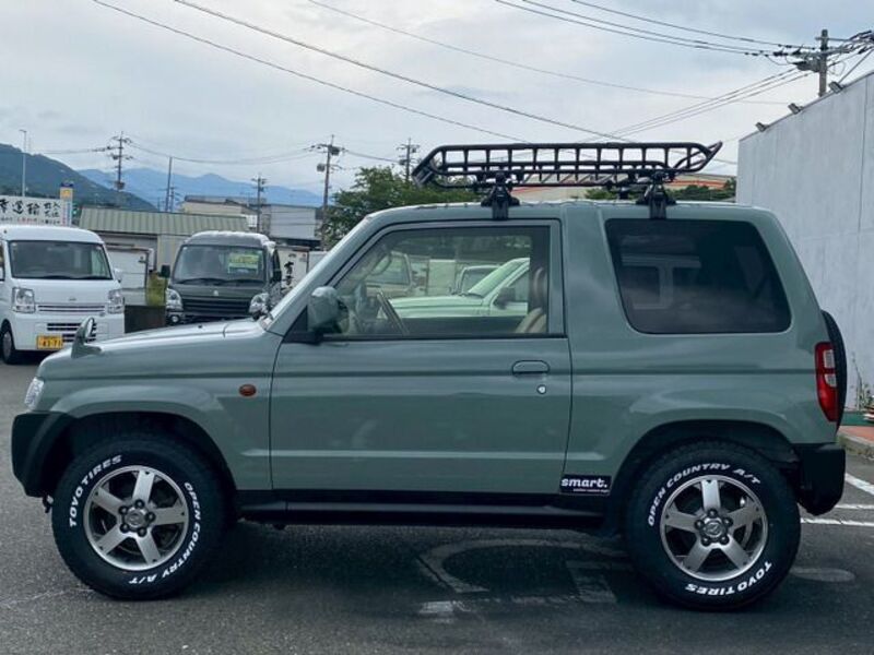 PAJERO MINI