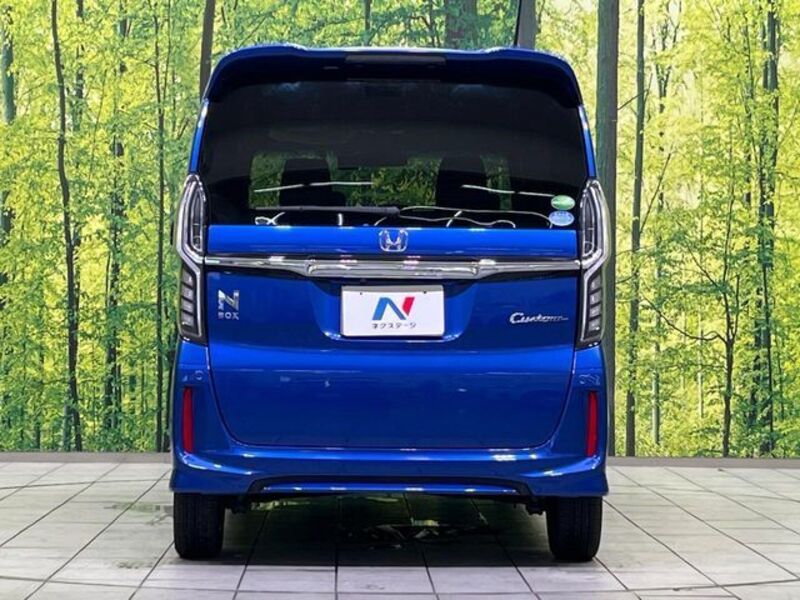 N BOX CUSTOM
