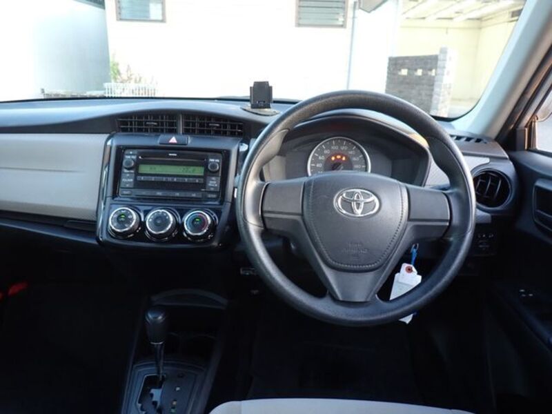COROLLA AXIO