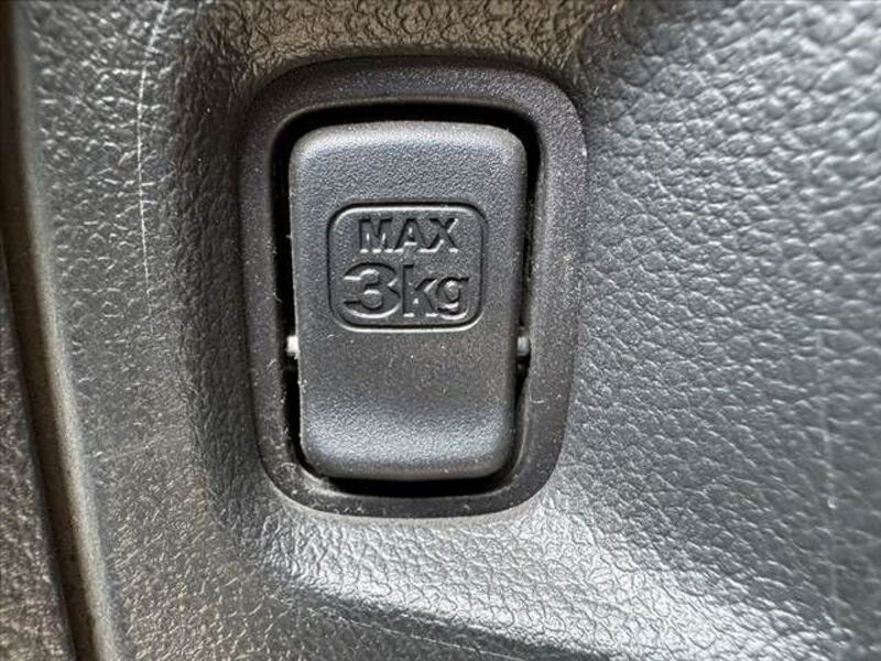 N BOX