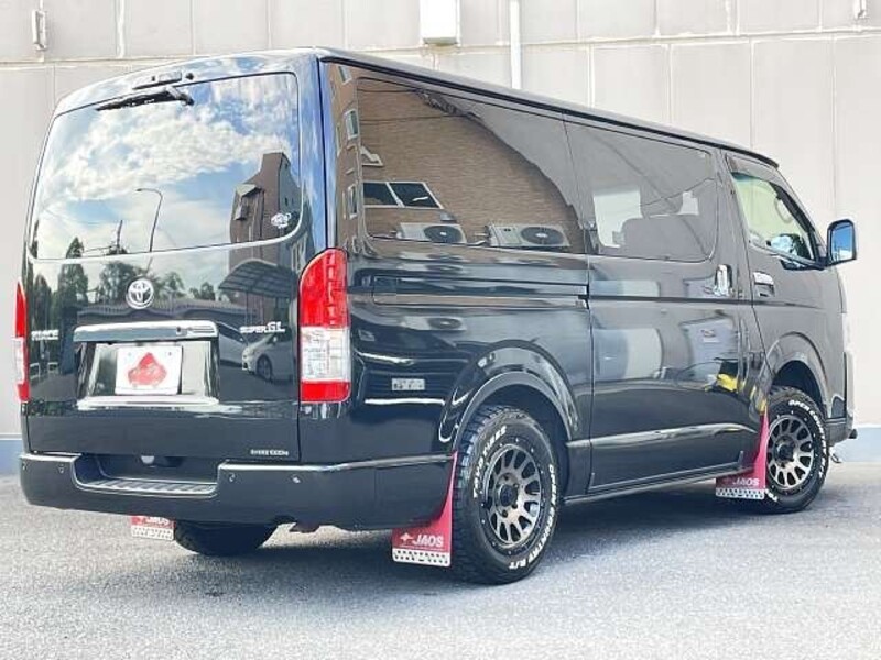 HIACE VAN