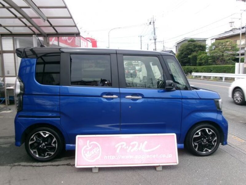 N BOX CUSTOM