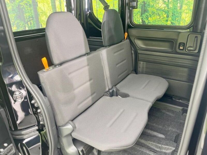 N-VAN