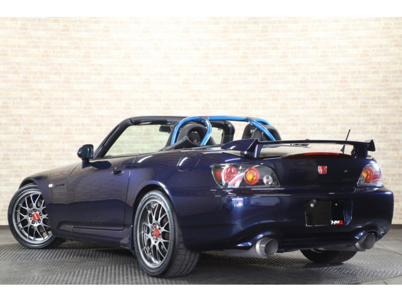 S2000