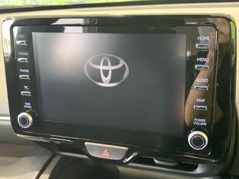 YARIS CROSS