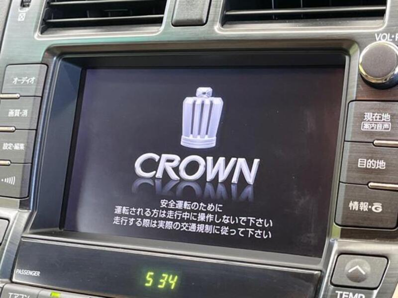 CROWN