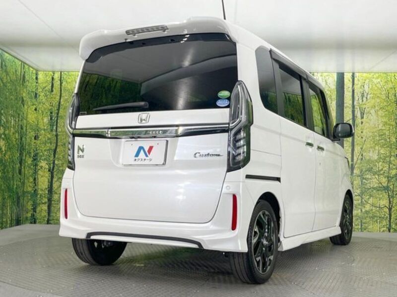 N BOX CUSTOM