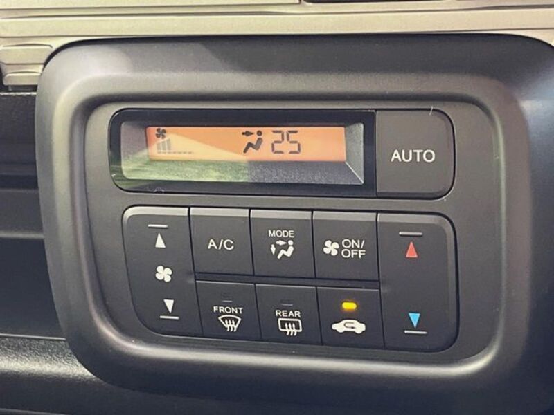 N-VAN