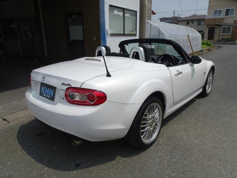 ROADSTER