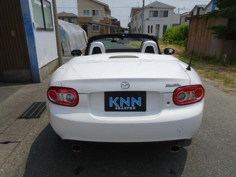 ROADSTER