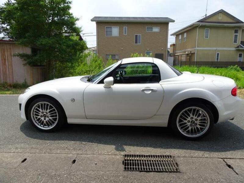 ROADSTER