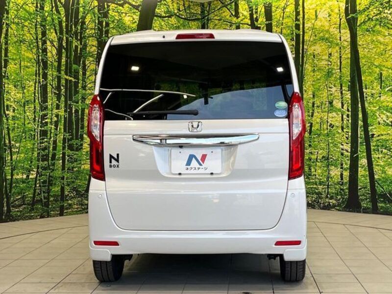 N BOX