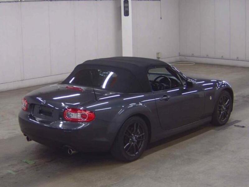 ROADSTER