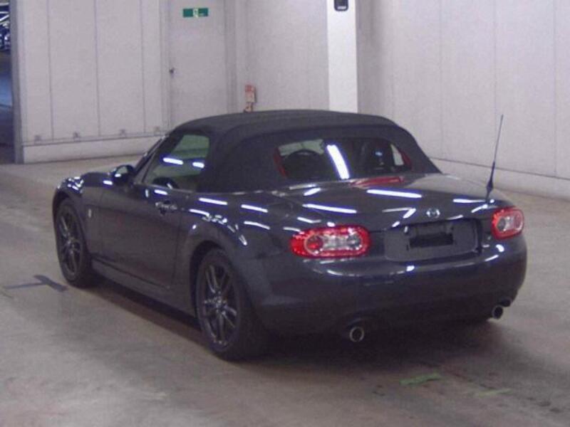 ROADSTER