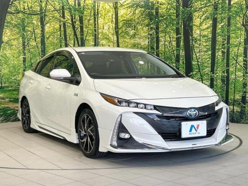 PRIUS PHV