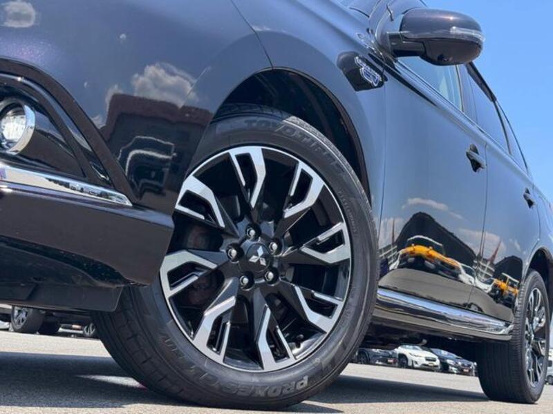 OUTLANDER PHEV