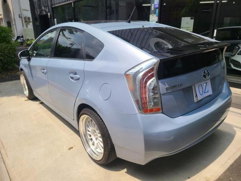PRIUS