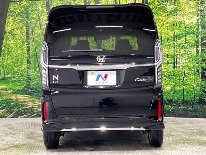N BOX CUSTOM
