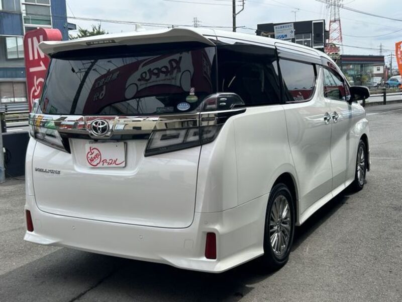 VELLFIRE