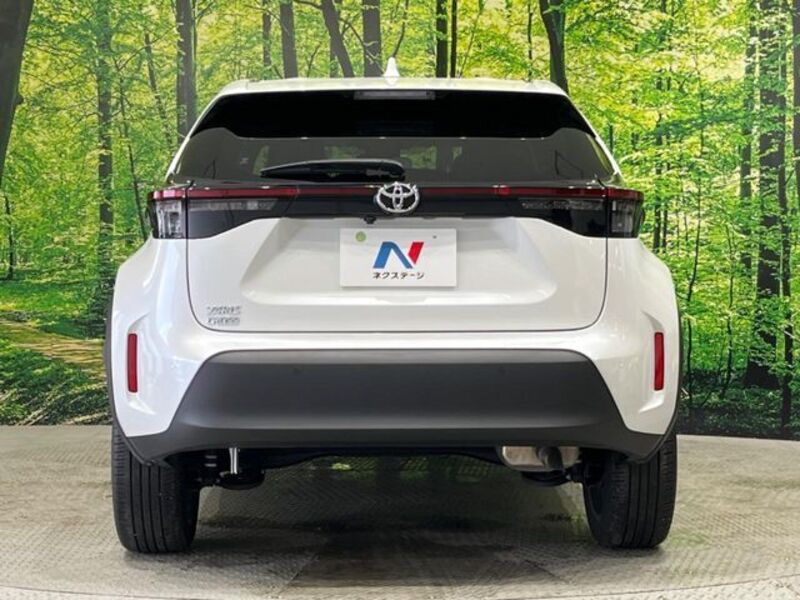 YARIS CROSS