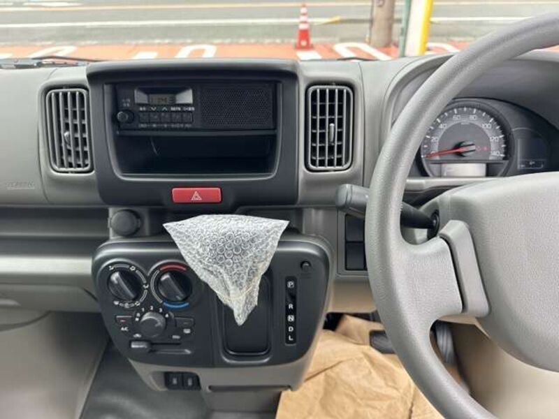 CLIPPER VAN
