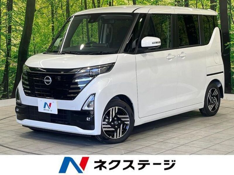 NISSAN ROOX