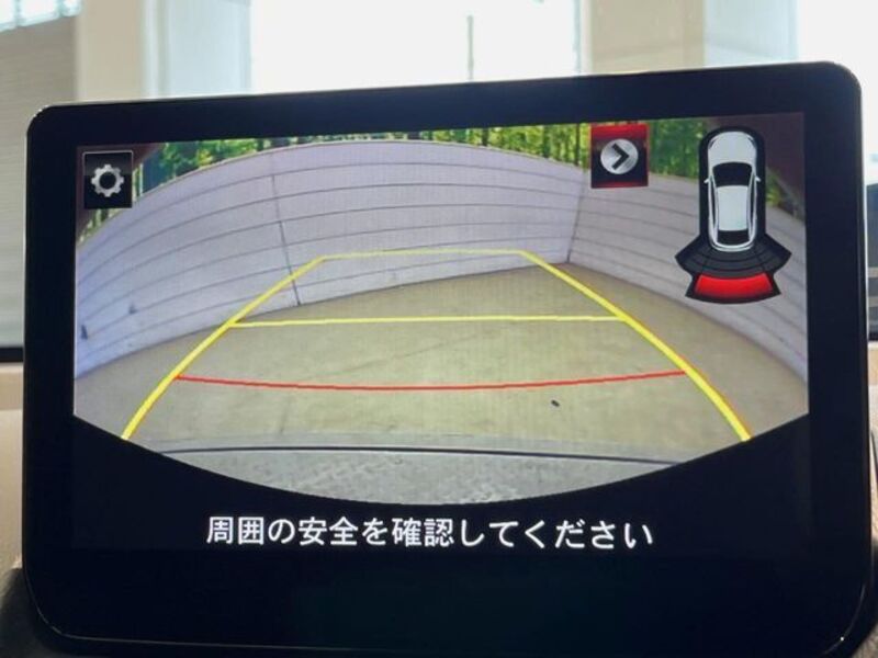 MAZDA2