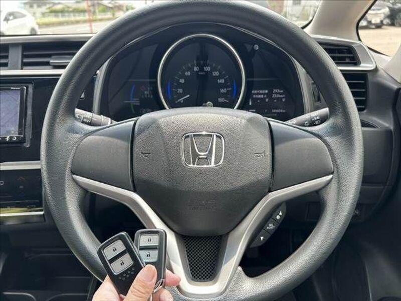 FIT HYBRID