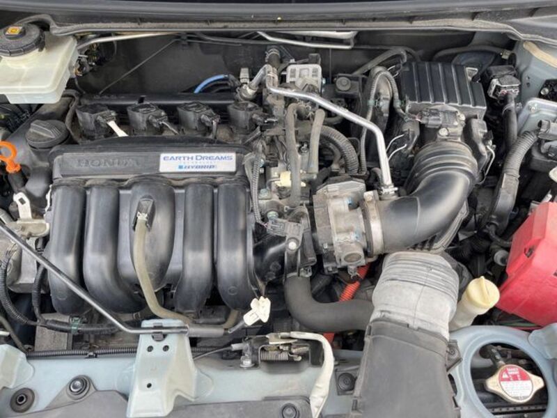 FIT HYBRID