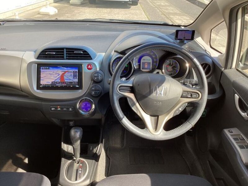 FIT HYBRID